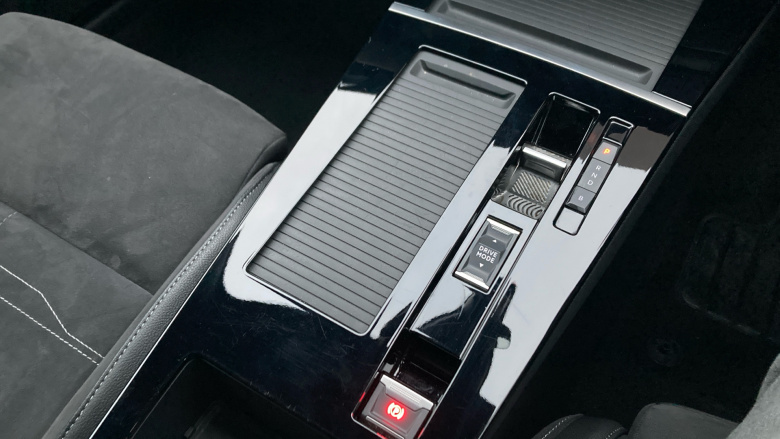 Vauxhall Astra 115kW Ultimate 54kWh 5dr Auto Electric Hatchback